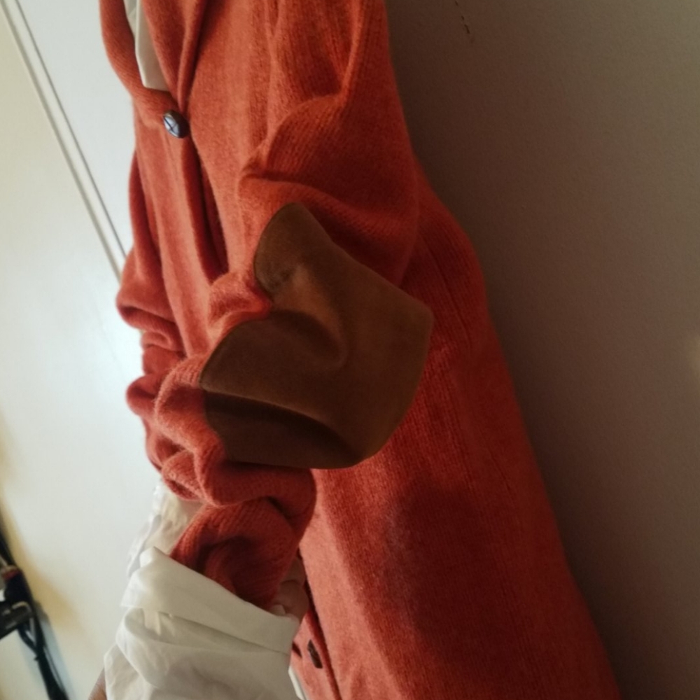 Cardigan - Picture 5 of 7